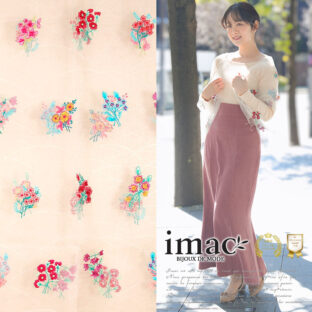 スカーフ シルク ホワイト レッド ブルー フラワー 刺繍 150136