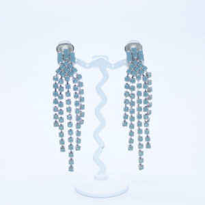 ペパーミントグリーンのラインストーンイヤリング