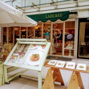 ラデュレ青山店