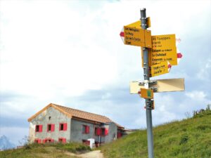 フランスのアルプス地方の景色