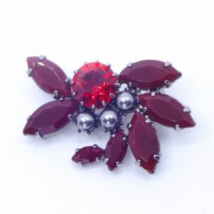 イマックのブローチ